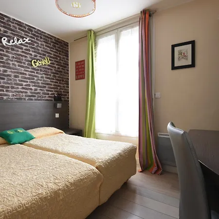 アメリー ホテル パリ