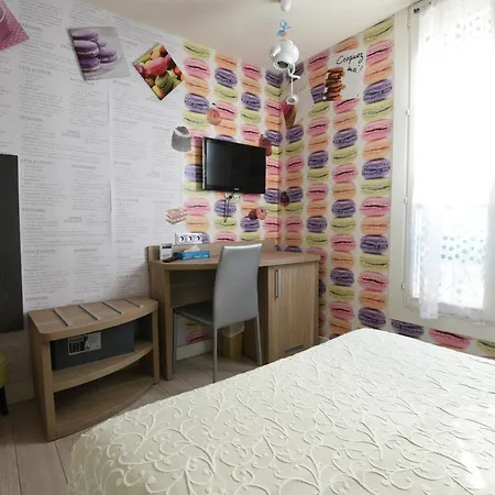 Hotel Amelie 2*