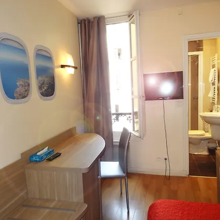 アメリー 2* パリ