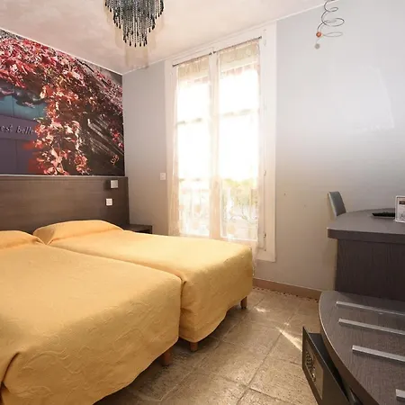 Amelie Hotel Paris