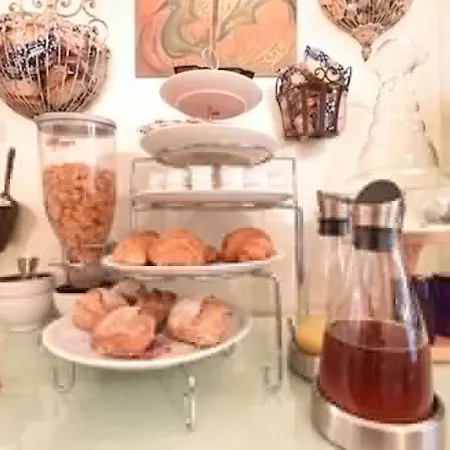 Hotel Amelie 2*