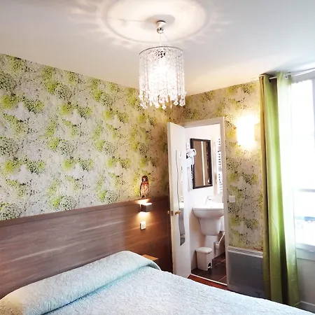 艾米丽酒店 2* 巴黎