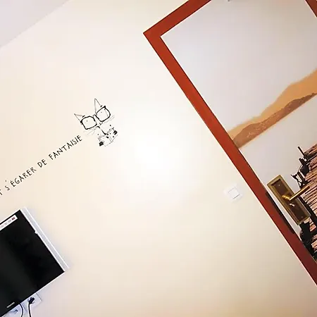 Amelie Hotel 2*